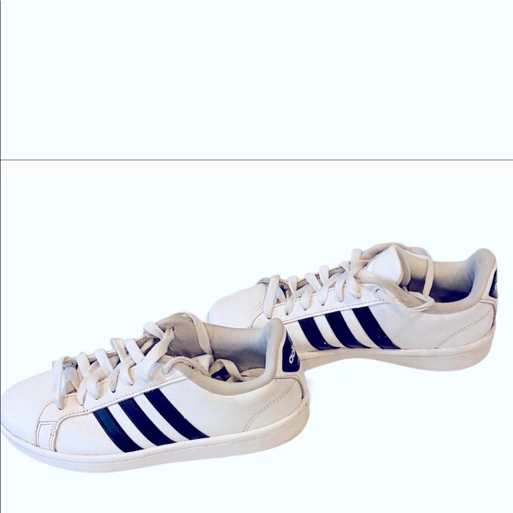 Adidas Sneakers